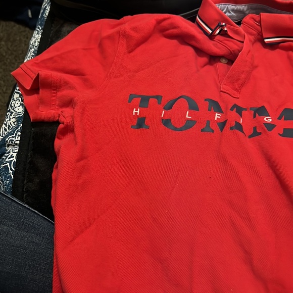Tommy Hilfiger red t-shirt - Picture 2 of 4